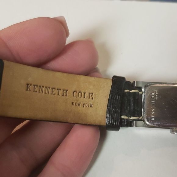KENNETH Cole Ladies Watch Black Leather Strap - Picture 4 of 5